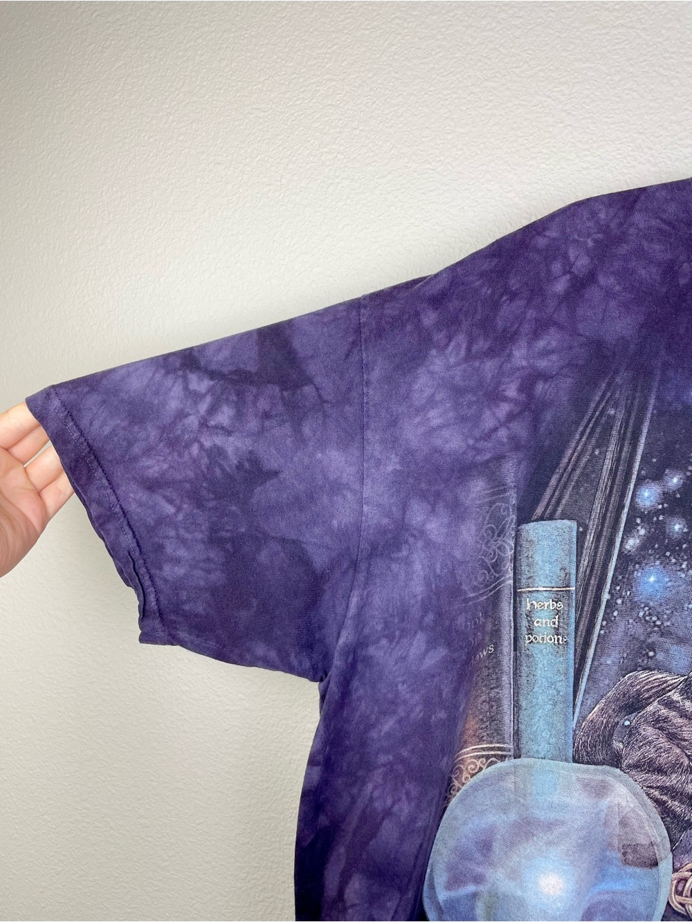 The Mountain Men's XL The Fortune Teller Cat Classic Cotton T-Shirt Magic Purple - Picture 2 of 12